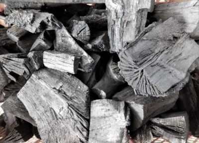 木炭 炭 大分の椚(くぬぎ)荒炭(5-10cm)10kg箱入り 大分県産 自社製