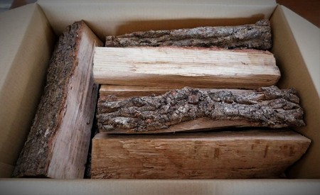 大分の薪 椚(クヌギ)直径 5-15cm長さ 約30cm 14kg クヌギの薪 乾燥薪